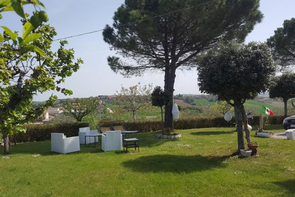 Bnb Fano Collina. La Pace Di Una Vacanza Piagge Exterior foto